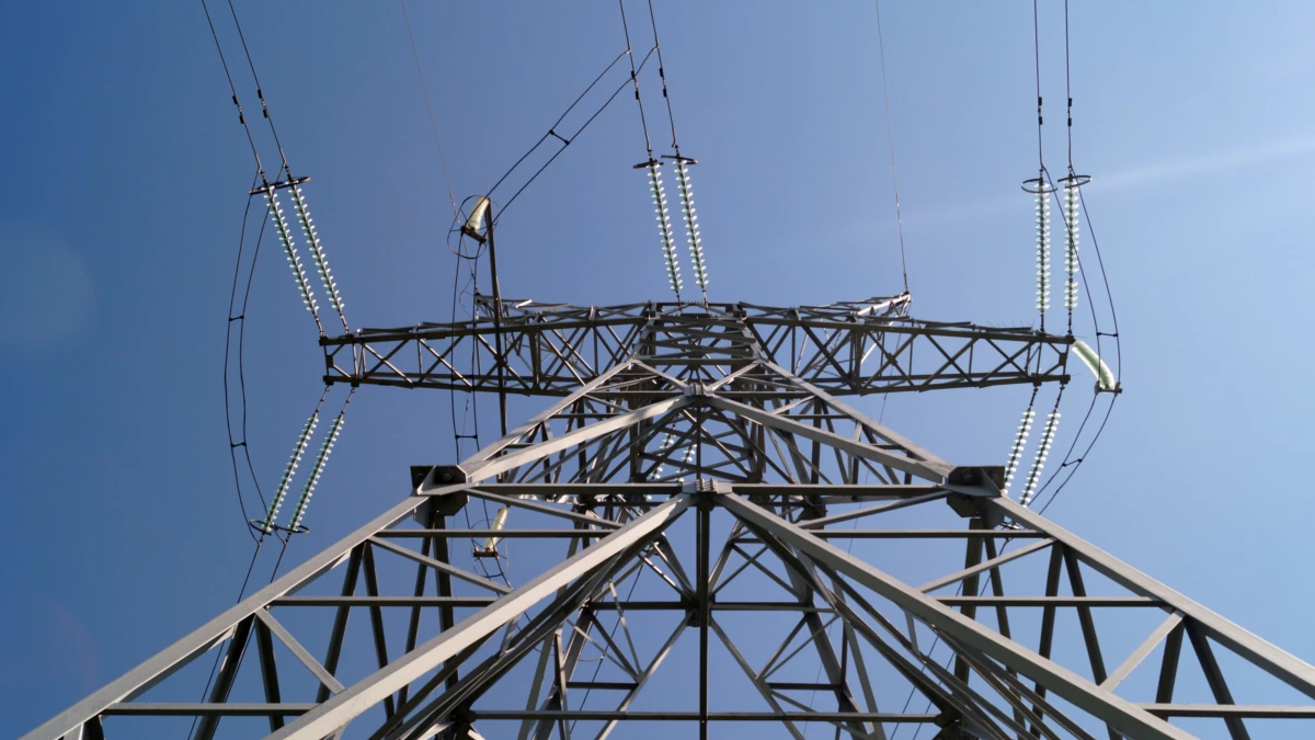 Уряд не планує підвищувати ціну за електроенергію для населення – Шмигаль