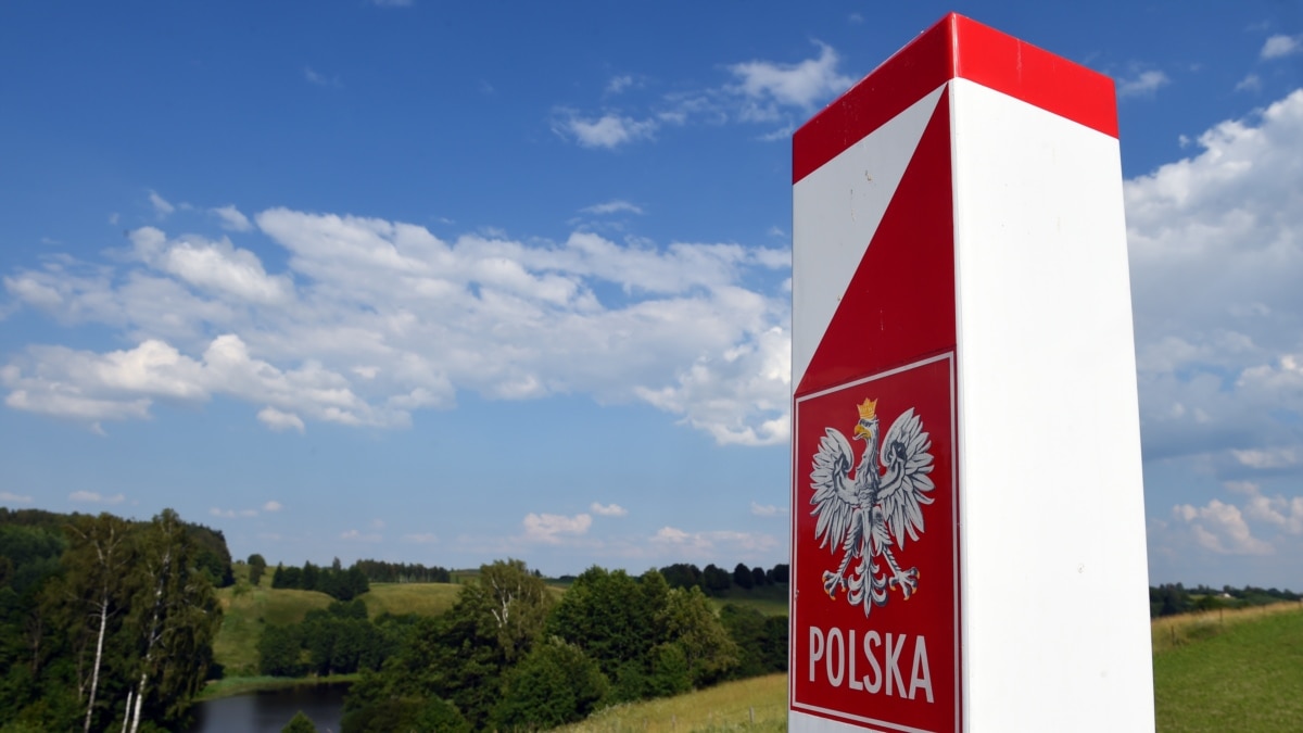 У Єврокомісії підтвердили ймовірність санкцій проти Польщі через ситуацію на кордоні з Україною